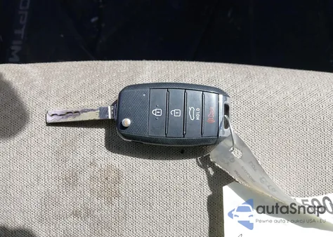 2016 Kia Optima Lx z USA, uszkodzony, nr VIN 5XXGT4L37GG024095